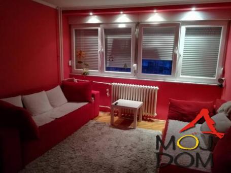 NOVI SAD - STANICA - TROSOBAN STAN - 63 m2 - 154,500€