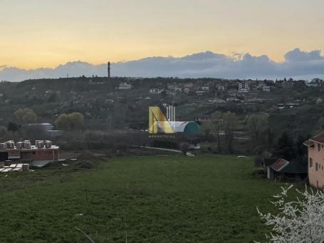 Novi Sad, Alibegovac –  građevinski placevi na odličnoj lokaciji