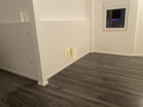 Na prodaju kompletno renovirana garsonjera – Liman 2