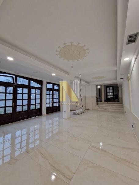 Sjajan poslovni prostor. idealan za IT kompanije - Adamovićevo naselje 1000 m2