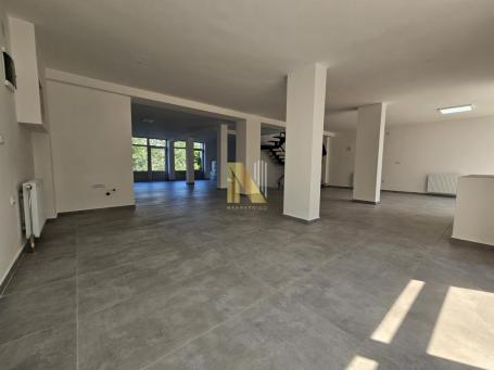 Ulični lokal na Bulevaru Patrijarha Pavla