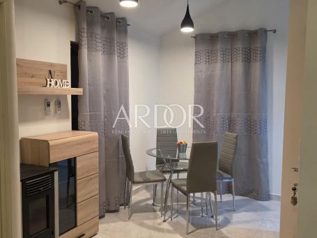 Mali Lošinj, potpuno adaptirani stan 3S+DB