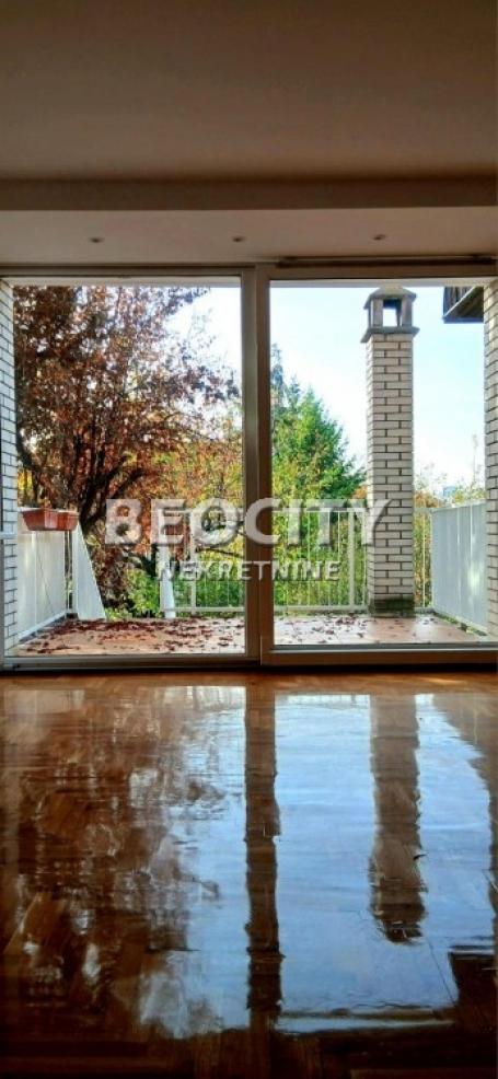 Zvezdara, Mirijevo, Ulofa Palmea, 4.0, 252m2, 480000EUR