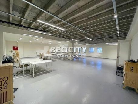 Voždovac, Kumodraška, Bulevar Peka Dapčevića, 10.0, 1900m2, 3000000EUR