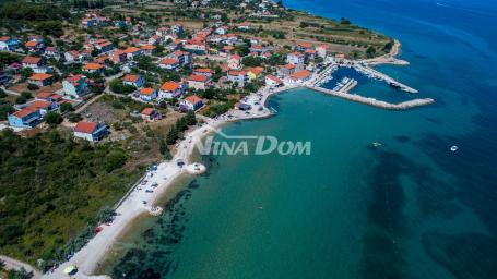 Atraktivno zemljište 2. red od mora