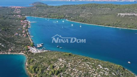 Atraktivno građevinsko zemljište otok Ugljan-Kali