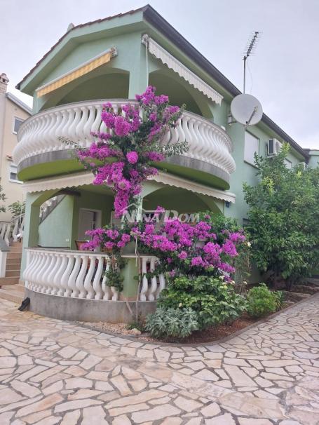 Južna strana Vira 50 metara do mora s tri apartmana