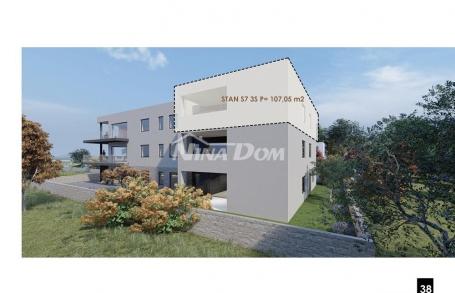 Apartman na prvom katu, trosoban, blizina mora i plaže S7