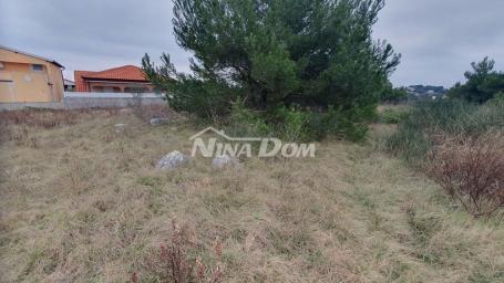 Građevinsko zemljište 600 m2 pod obvezom izrade UPU plana općine Vir