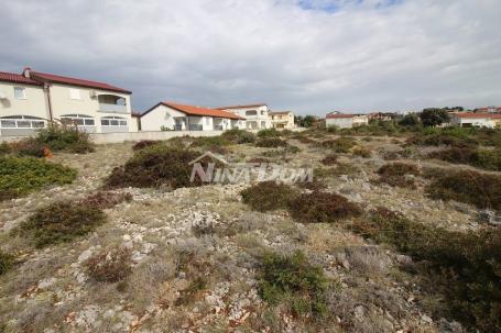 Poljoprivredno zemljište uz građevinsku zonu 3550 m2, 25€/m2