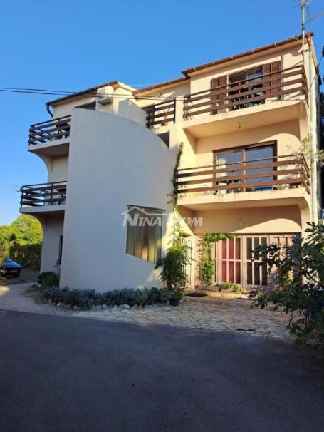 Sukošan apartmanska kuća prodaja