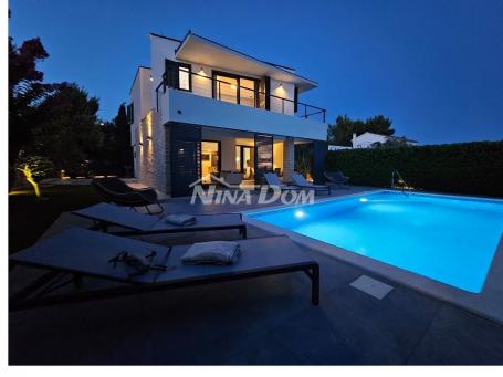 Vrhunska vila Muline otok Ugljan prodaja