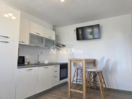Prodaja apartmanska kuća Ražanac
