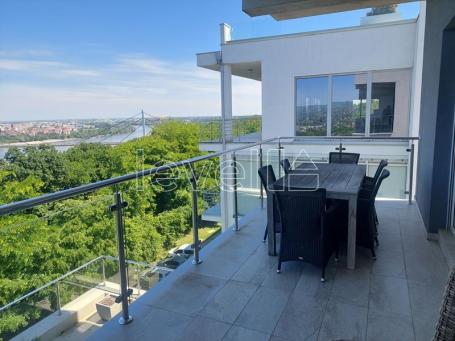 SREMSKA KAMENICA - CENTAR - 152.00 m2