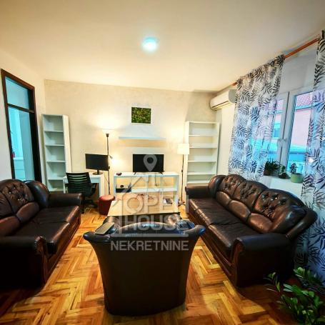Trosoban stan, visoko prizemlje, Lazarevac