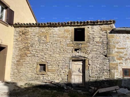 Stone house Pazin, Draguć - barn (can be used as a building)