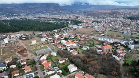 Atraktivno urbanizovano zemljište u Podgorici – Gorica, 4.200 m²
