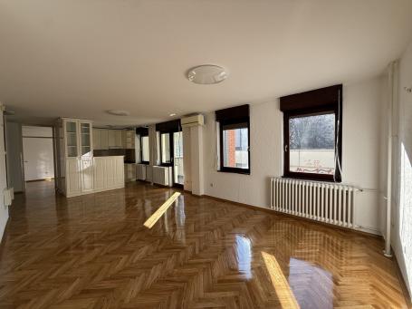 NOVI SAD - SAJAM - 63.00 m2