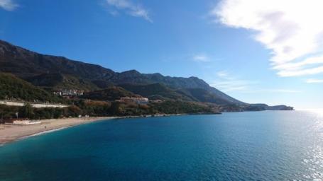 Prodaje se građevinsko zemljište u Crnoj Gori, s pogledom na more, Budva,Kuljače