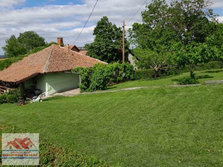 VIKEND-KUĆA 56M2 JARUŠICE , PLAC 14 ARI, VOĆNJAK 13 ARI, ŠUMA 8 ARI--24.000 E