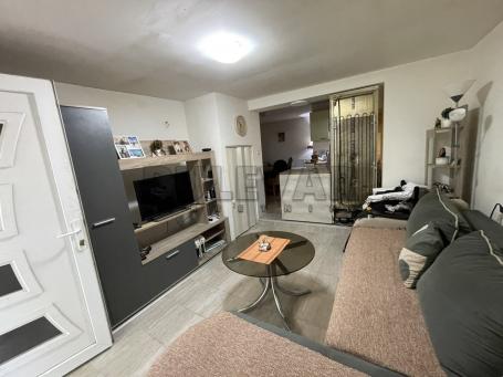 Kuća  u  Durlanu, odlična  lokacija, kod Nišave, 88 m2