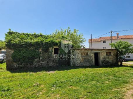 Kamena kuća, starina, okolica Labina