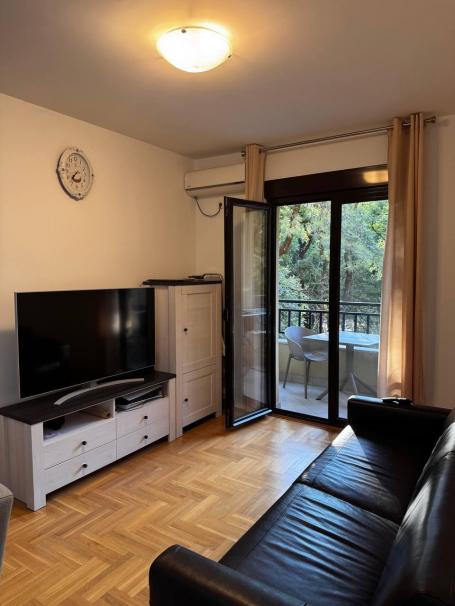 Modern 1-Bedroom Apartment for Sale in Budva, Lazi
