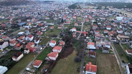 Na prodaju urbanizovano zemljište 2.000 m² na mirnoj i atraktivnoj lokaciji – Zlatica, Podgorica