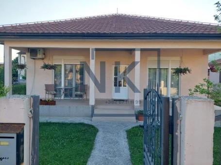 Prodaja | Kuća | 120m2 | Podgorica, Tološi