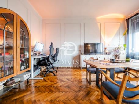 Raskošan salonski stan 153m2 u ulici Kralja Petra na Dorćolu