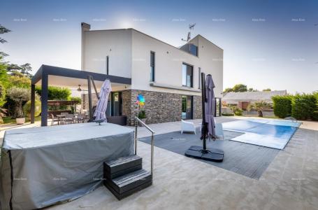 Kuća FAŽANA - Samostojeća vila premium klase, sa bazenom, liftom / 100 m od Aleje maslina. 