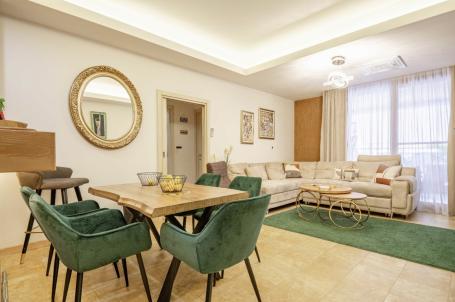 Appartement design de 82 m² avec terrasse à vendre à Rozino, Budva