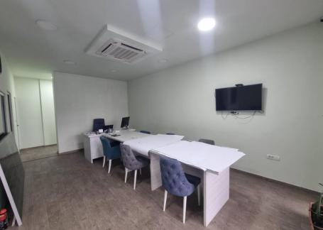 City Kvart, Poslovni Prostor, 56m2