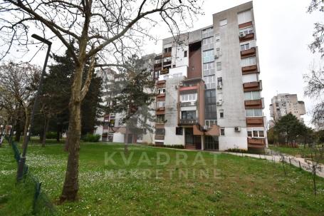 Izdavanje, Trosoban stan, Podgorica, Blok 5, 96m2