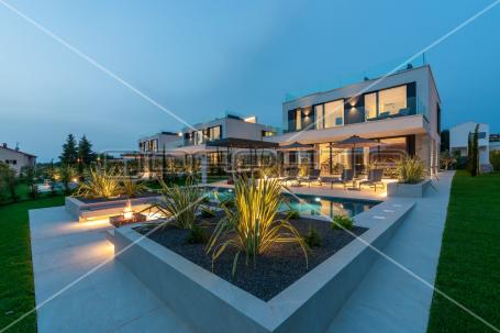 Ekskluzivna vila kraj Poreča s pogledom na more - Villa One