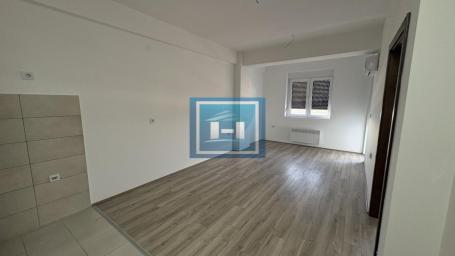 Prazan stan za izdavanje – 40 m², odmah useljiv, blizu Akva parka