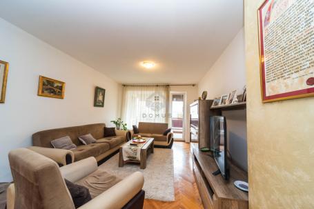 Trosoban stan 120m2 + garaža, Centar - Podgorica