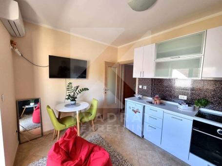 Izdavanje, Jednosoban stan, Podgorica, Malo Brdo, 35m2