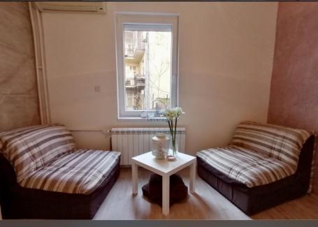 Obilićev venac, Maršala Birjuzova, pet-friendly
