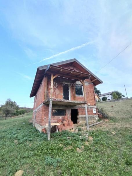 Manja kuća s okućnicom – Vinica, 5 min od Koprivnice