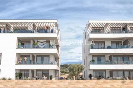 Pag, Povljana, dvosoban stan s vrtom 250 m od mora, 73,40 m²