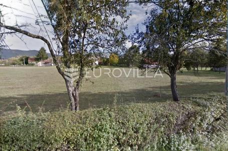 Otočac, Ličko Lešće, građevinsko zemljište za izgradnju kuće 1235 m²