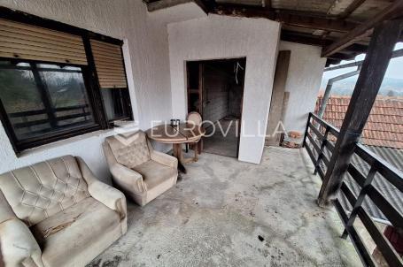 Duga Resa, Mrežnički Brig, kuća 360 m², 150 m do Mrežnice i kupališta
