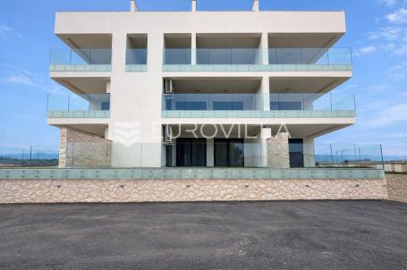 Pag, Povljana, dvoetažni stan s pogledom na more, 122,39 m²