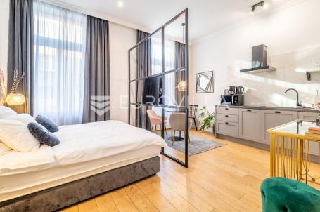 Zagreb, Ilica, moderan studio apartman u centru grada, 28 m²