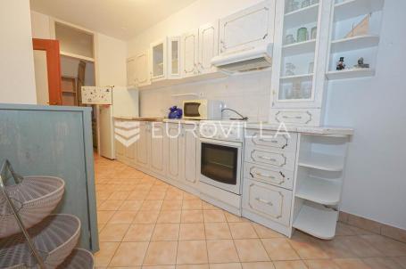 Zadar, Smiljevac, dvosoban stan na izvrsnoj lokaciji, 76,60 m²