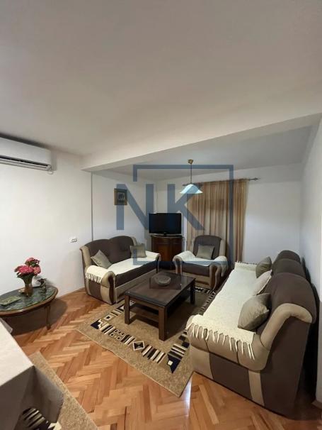 Najam/Izdavanje | Dvosoban stan | 90m2 | Podgorica, Momišići