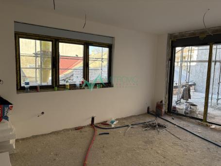 Dvosoban poslovni apartman na Salajci-54m2