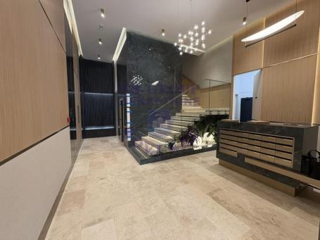 Spens-s pdv-om-Lux-useljiv-četvorosoban