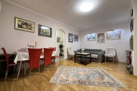 Prodajemo namešten 2. 5 stan kod hotela Srbija 65m2